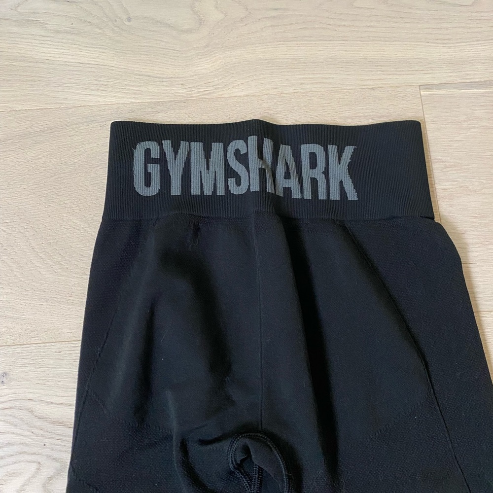 Black gym shark pants
